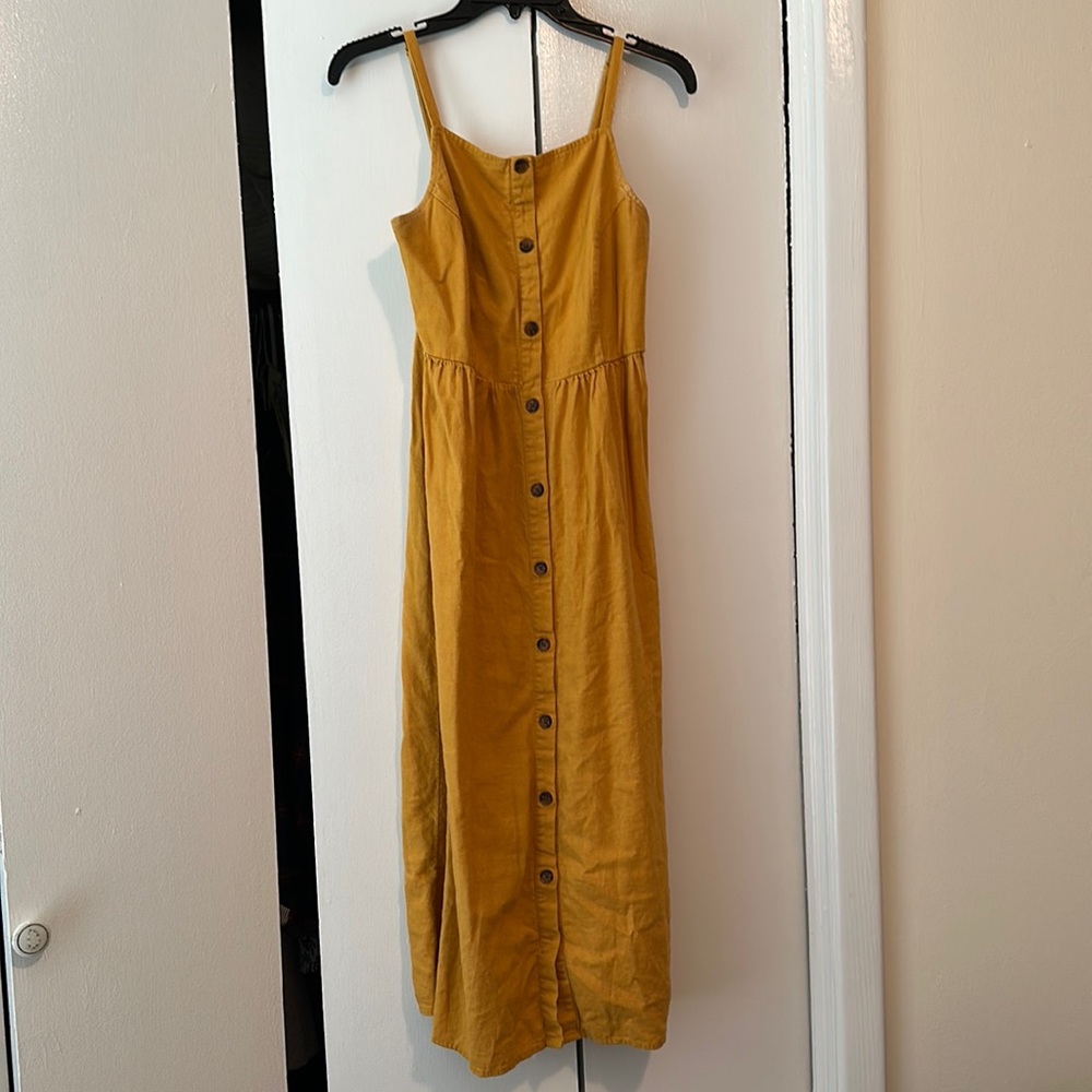 Super cute dress!
